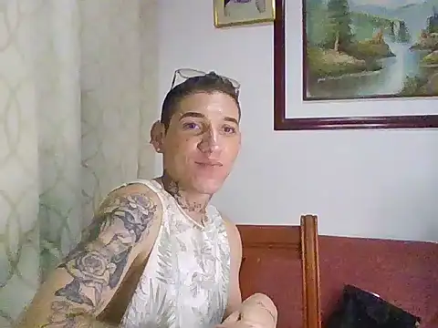 gonzalez_2001 webcam