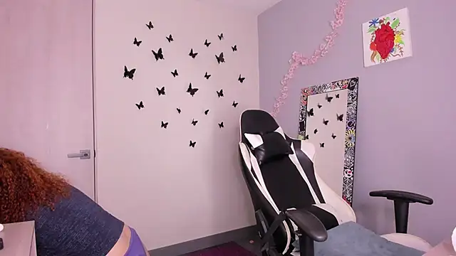 luna_val27 webcam