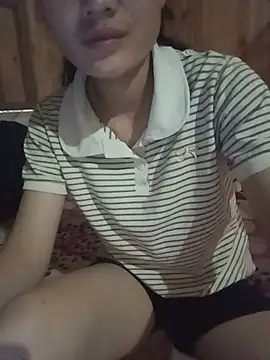 Hilary-123 webcam