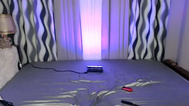 yourlady_leiomy webcam