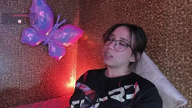 apartment28 - Apartment28's free webcam - UK Sex Cams