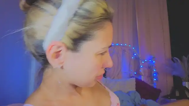 Funny_Bunny webcam