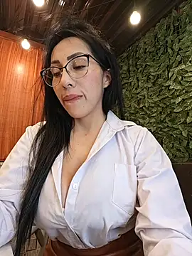 isabellitavip - IsabellitaVIP's free webcam - UK Sex Cams