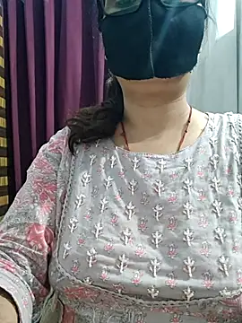 Aishwaryaa_69 webcam