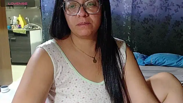 miia-big1boobs_ webcam