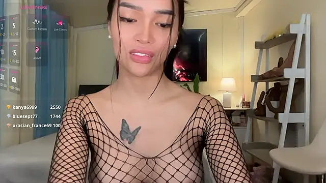 _agatha143_ webcam
