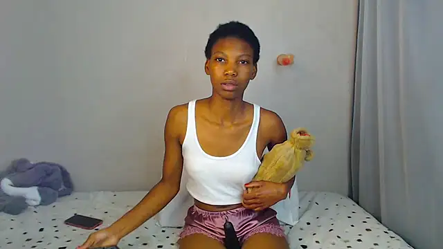 SexyKiara00 webcam