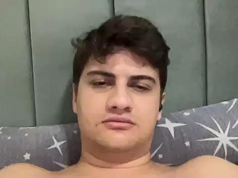 hazel_boy webcam