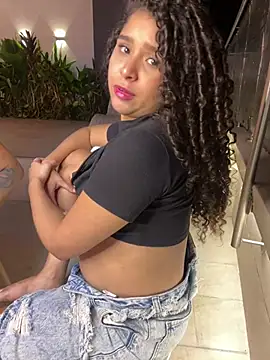 Antonella_Whitmore webcam