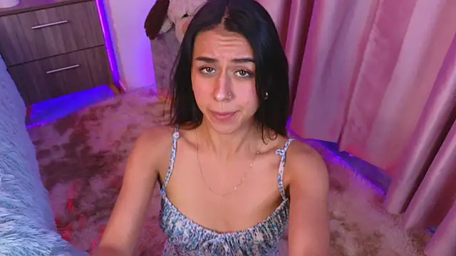 Emiily_Scott1 webcam
