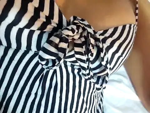 _MissCarla23_ webcam