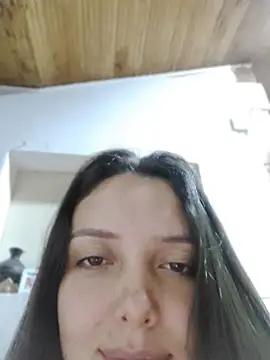 Bella_Karoline