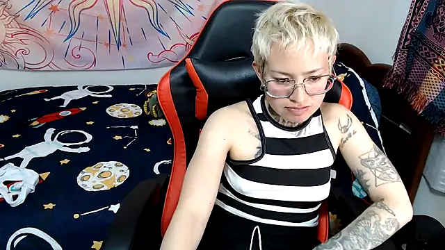 ArrangedFoot webcam