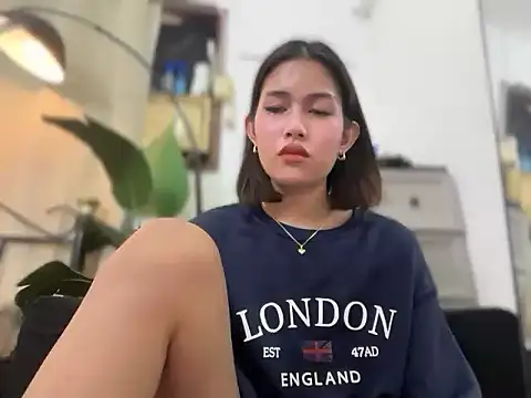 Modella: Fra_La