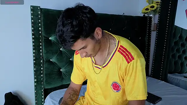 Zayn_Moretti webcam
