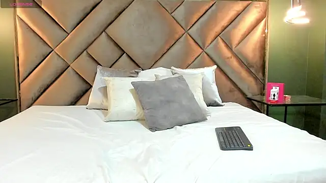 Rache_Roth webcam