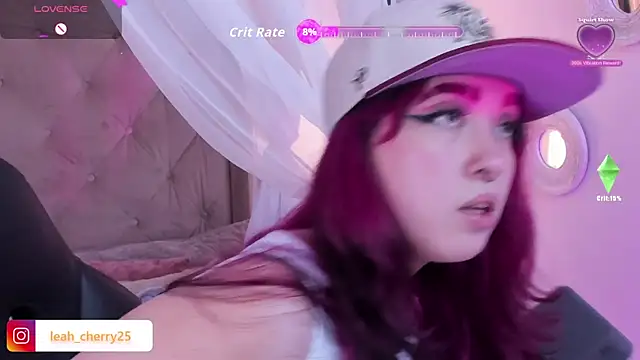 Leah_cherry webcam