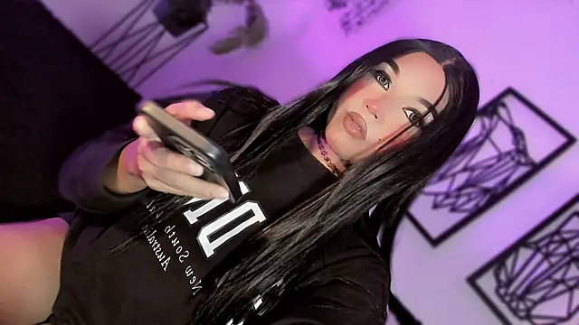 misstreslatin webcam