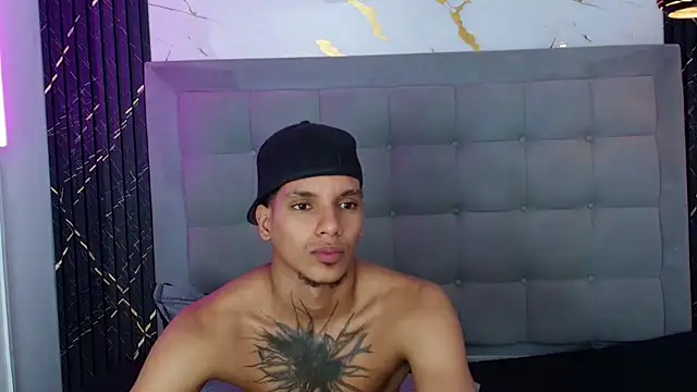 kai_storm77 webcam