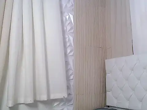 twerkitlike_twinkle webcam