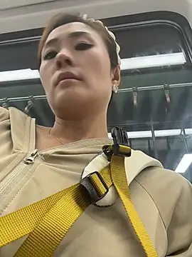 okgirl_23 webcam