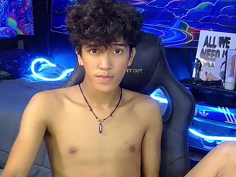 hugekenbigcock webcam