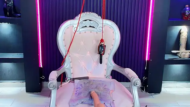MrEbonybdsm webcam
