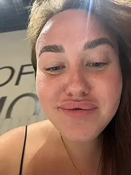KiraSunshine webcam