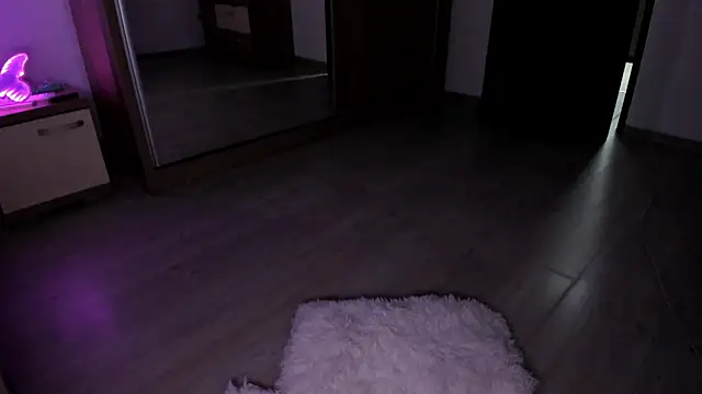 ScarlettJakobs webcam