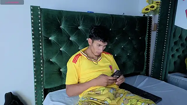 Zayn_Moretti webcam