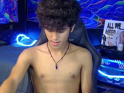hugekenbigcock webcam