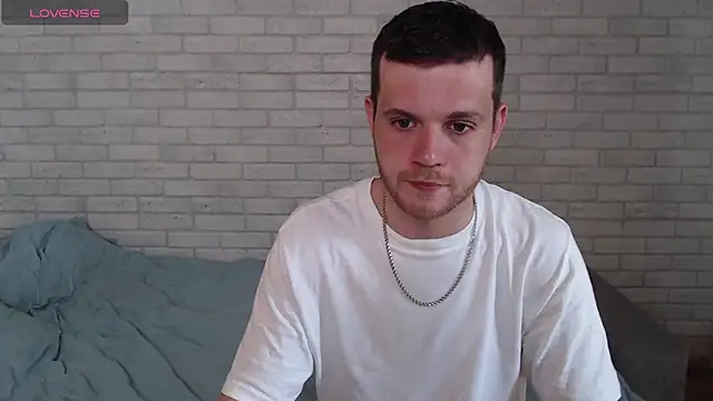 Alexxx_horny webcam