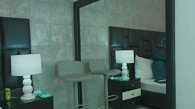 VioletSweetts webcam