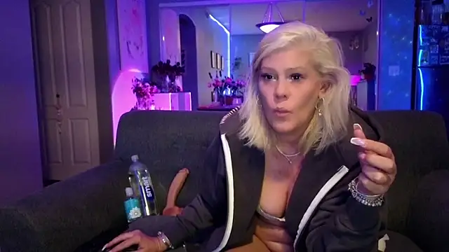 Lexi_Shocker webcam