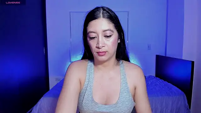 MeganWhite3
