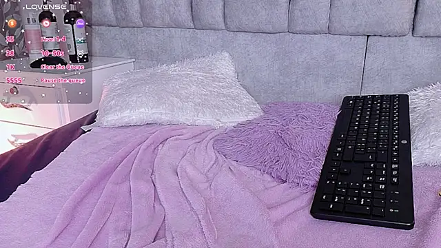 Ayla_Han webcam