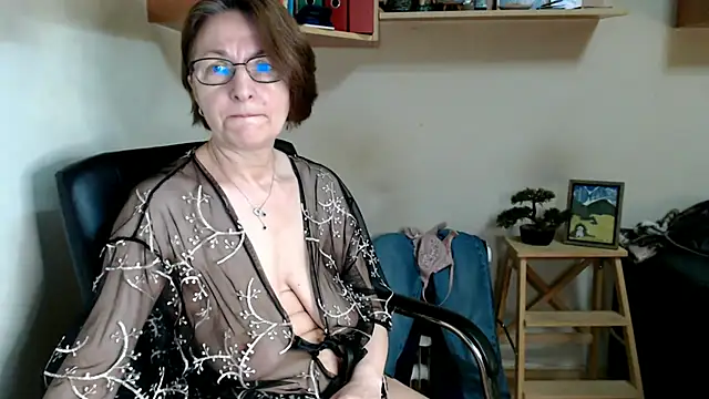 katemodel webcam