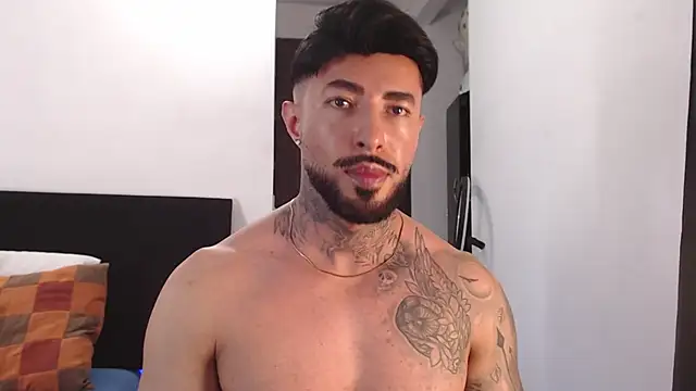 andrea_de_lucaa webcam
