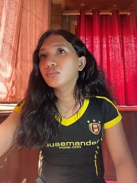 slutty_aki webcam