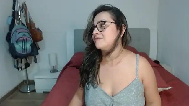 sophie_lopez1 Live Web Cam Show