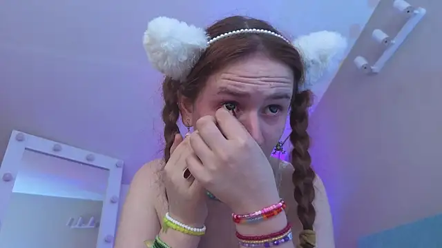 L1ittle_kitty_ webcam