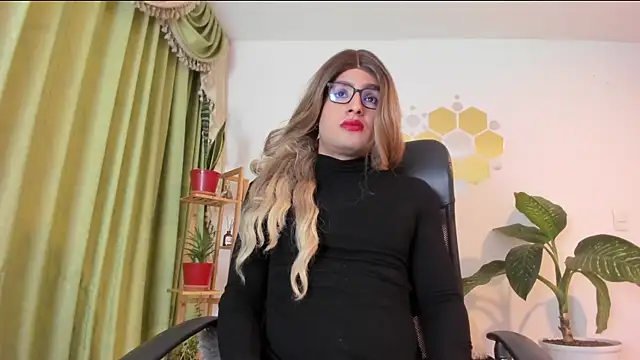 LukaCastillo live sex cam