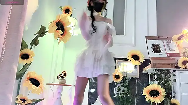 Your-Sunshinee webcam