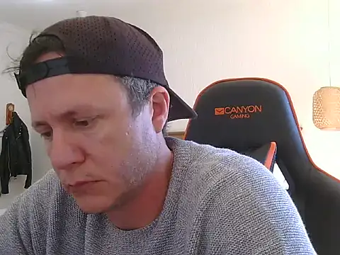 TroyDieselXXX webcam