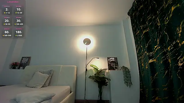 innocent_eva1 webcam