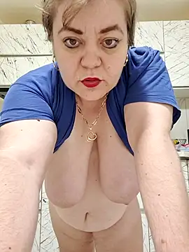 cindybbwsquirt webcam