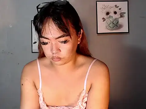 Asianblk_barbiedoll webcam