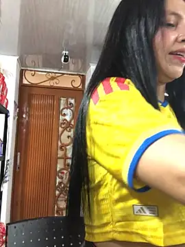 Miel_rousse live cam on StripChat