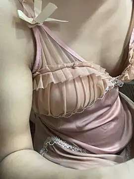 Mina048 webcam