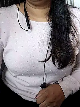 QueenHaryanaa webcam